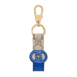 Keychain with cut-out Interlocking G