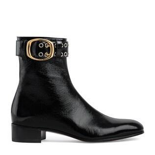 Men's boot with buckle
